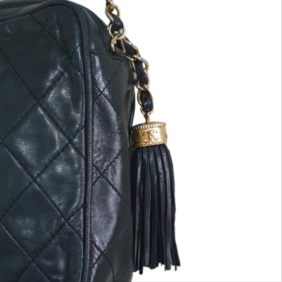 Chanel Vintage Camera Tassel quilted bag - Picture 6 of 11